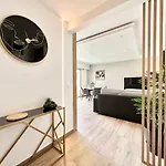 Le Mediterranee-centre-climatisation Apartman