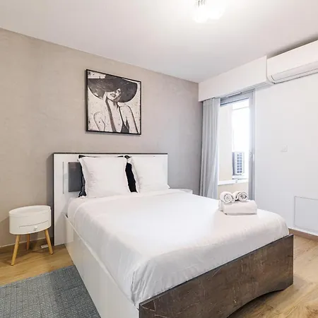 Appartement Le Mediterranee-centre-climatisation *