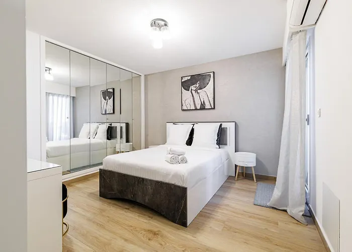 Le Mediterranee-centre-climatisation Apartmán Menton